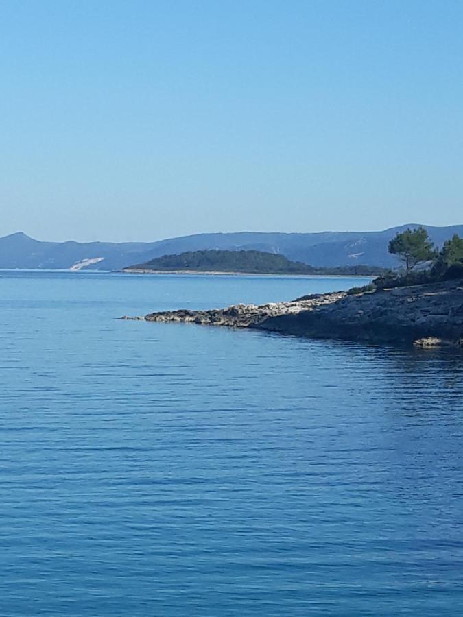 Holiday Hvar Lux Basina 外观 照片